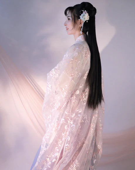 Indulge in the allure of Qiyao Ruqun, Alluring Athena – a captivating blend of tradition and modern allure. Elevate your style with this enchanting ensemble, embodying timeless grace and mythical charm, making a statement that transcends eras.