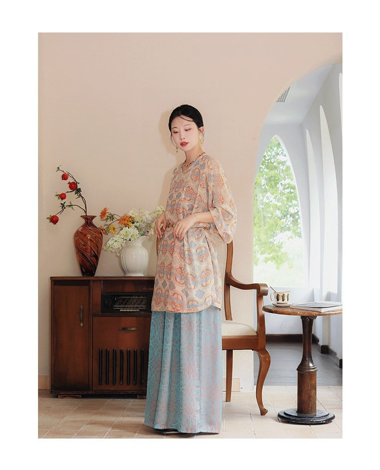 Retro Pattern Round-Collar Hanfu Set (Chihe)
