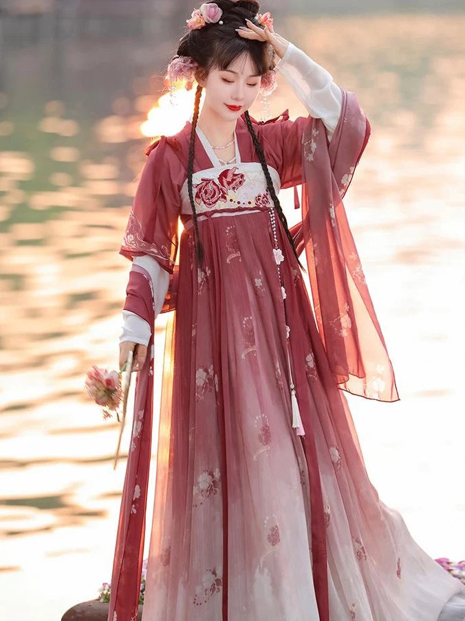 Infuse your style with exotic allure wearing Qixiong Ruqun, Santal – a captivating blend of tradition and modern sophistication. Embrace your look with this aromatic ensemble, embodying the essence of sandalwood charm and timeless grace. Make a statement that resonates with sophistication and classic allure, inspired by the warm and rich tones of Santal.