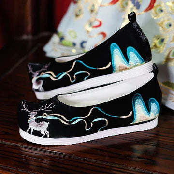 Step into chic style with Moon Hanfu&