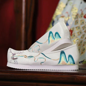 Step into chic style with Moon Hanfu&