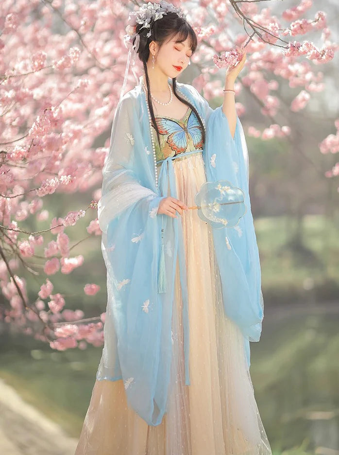 Immerse yourself in the allure of the Hezi Qun, beautifully captured in the Captivating Kiera ensemble. This captivating attire seamlessly blends tradition with a touch of contemporary charm. Step into the enchanting allure of this outfit, embodying a captivating and timeless style that adds a touch of intrigue to your wardrobe.