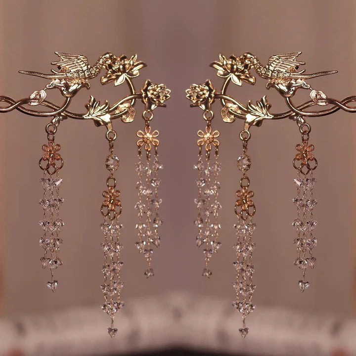 Embrace elegance and tradition. Elevate your style with these exquisite accessories. Perfect for any occasion, Hanfu Hairpins showcase timeless beauty and intricate designs. Enhance your hairstyle and celebrate the charm of Hanfu fashion with Hanfu Hairpins.