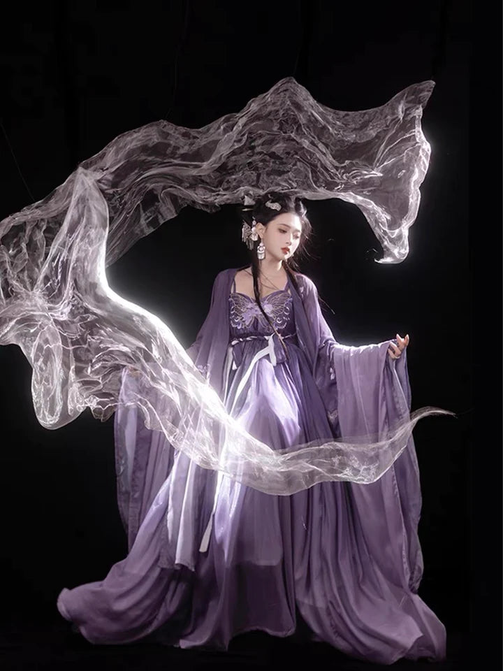 Radiate elegance with Hezi Qun, Zia – a refined blend of tradition and modern allure. Embrace your style with this exquisite ensemble, embodying the essence of timeless grace inspired by the charm of Zia. Make a statement that resonates with sophistication and classic allure, showcasing the unique beauty of Zia in every detail.