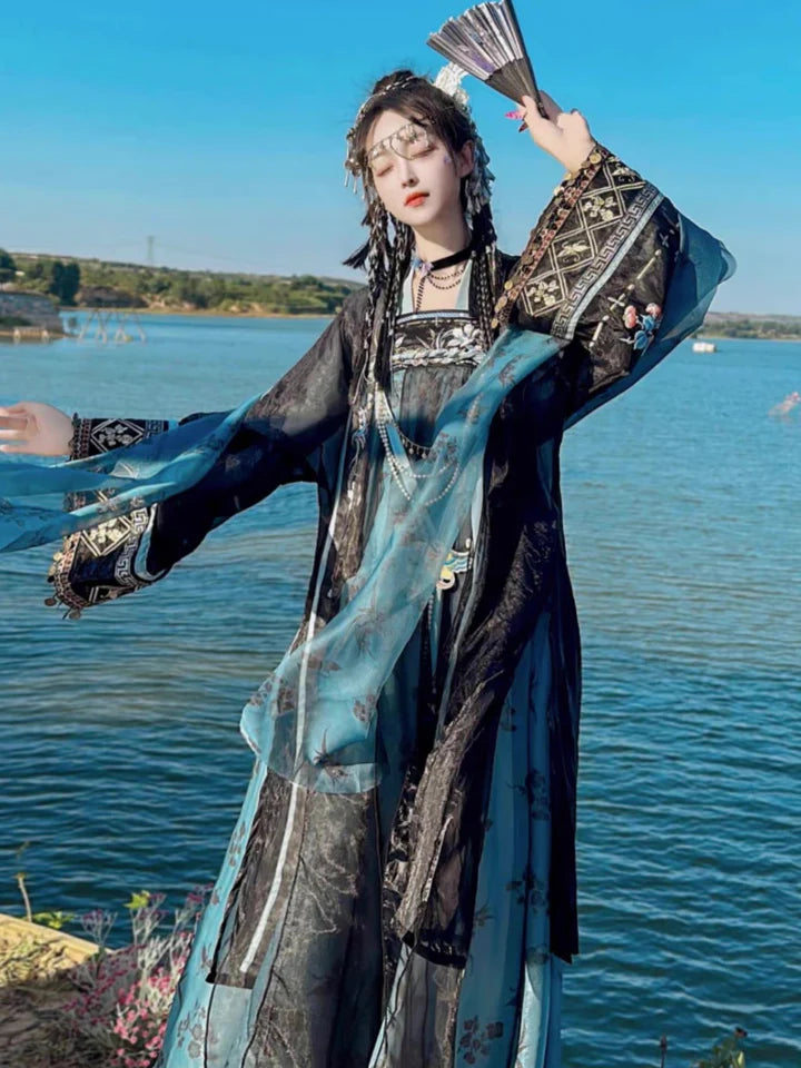 Elevate your style with Alluring Ino Qixiong Ruqun, a harmonious blend of historical charm and contemporary allure. Inspired by the Qixiong period, this ensemble invites you to embrace the timeless beauty of tradition, radiating the alluring grace of Ino with every step.