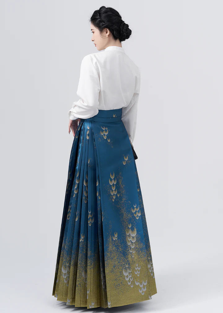 Elevate your style with the Blue Dream Elegance Modern Hanfu Ensemble, a harmonious blend of modern sophistication and timeless beauty. Immerse yourself in the allure of our Modern Hanfu collection, seamlessly capturing the essence of tradition with a contemporary touch. Discover the sophistication and grace of traditional Chinese fashion with the Blue Dream Elegance