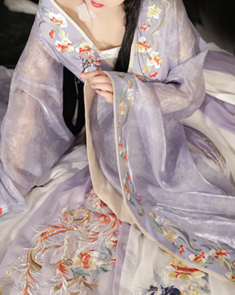 Step into ethereal beauty with the Moonlight Qiyao Ruqun from Moon Hanfu&