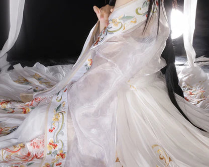 Step into ethereal beauty with the Moonlight Qiyao Ruqun from Moon Hanfu&