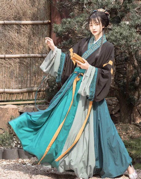 Express your unique style with Zanet Jiaoling Ruqun from Moon Hanfu&