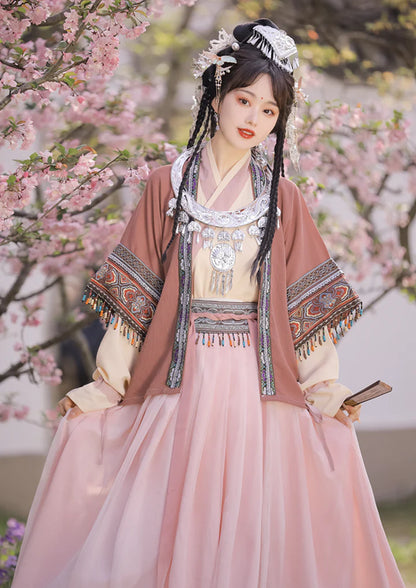 Immerse yourself in vivacious style with Moon Hanfu&