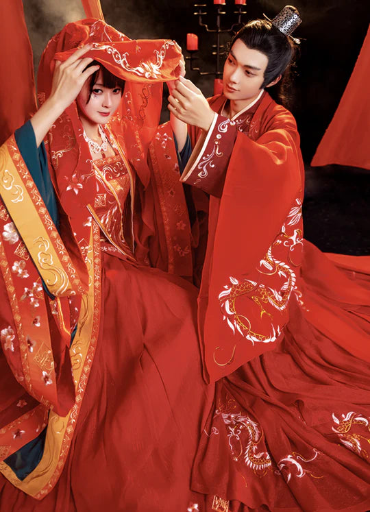 Embrace the sophistication of Moon Hanfu&