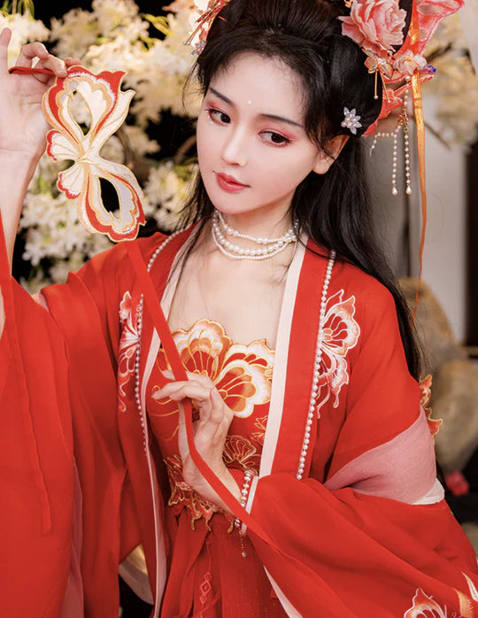 Embrace the timeless allure of the Tang Dynasty with Moon Hanfu&