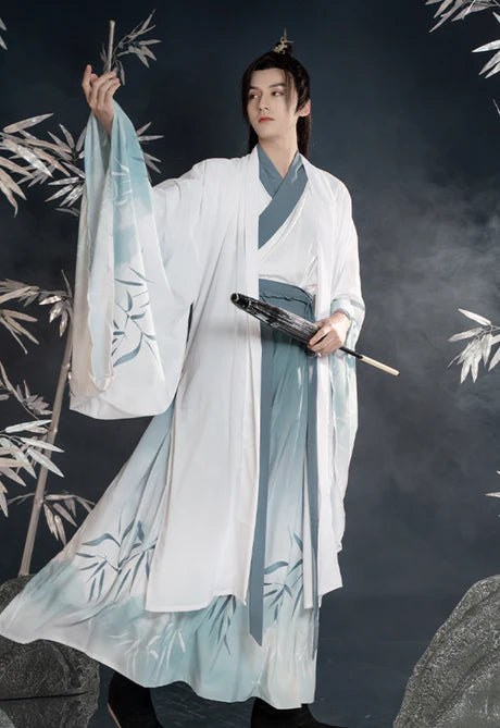 Stay on trend with the Trendy Kyle Jiaoling Ruqun, a contemporary addition to Moon Hanfu&