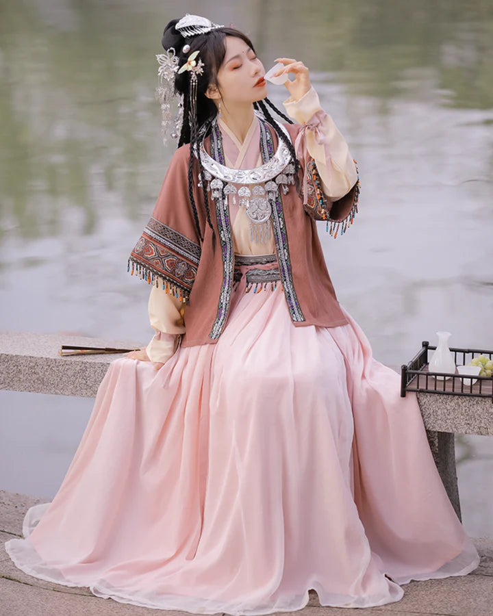 Immerse yourself in vivacious style with Moon Hanfu&