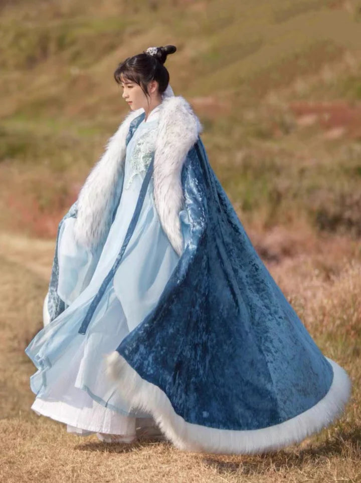 Chinese Hanfu Capes, Meredith