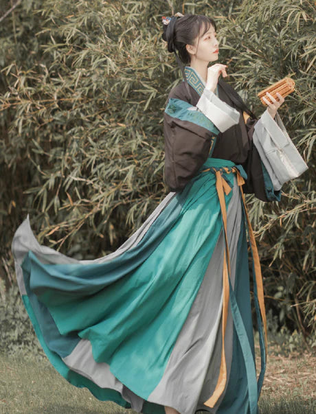 Express your unique style with Zanet Jiaoling Ruqun from Moon Hanfu&