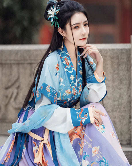 Immerse yourself in the cultural fusion with the Bella Qiyao Ruqun from Moon Hanfu&