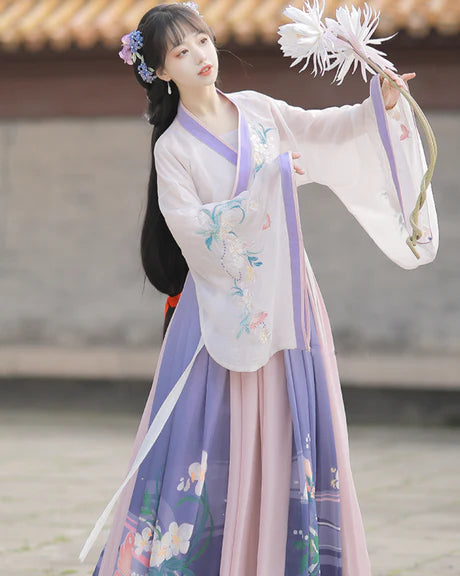 Elevate your style with Moon Hanfu&