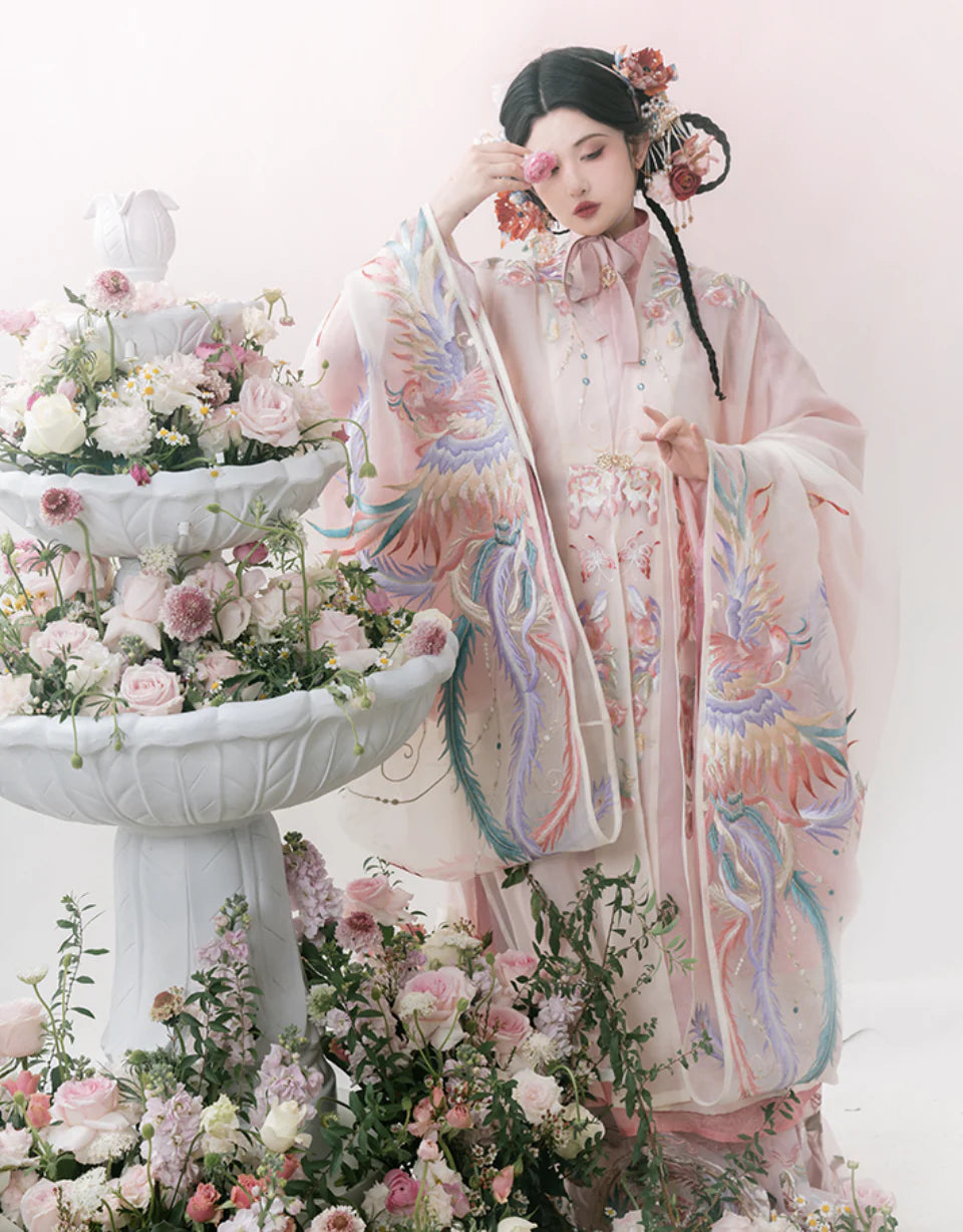 Elevate your style with Elegance Rose Li Ling Shan, a captivating blend of sophistication and charm, inspired by the grace of ancient China. Immerse yourself in the allure of this exquisite garment, where tradition meets contemporary elegance.