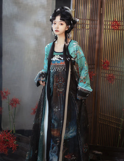 Immerse yourself in warmth and elegance with the Qixiong Ruqun, beautifully embodied in the Xenial Xia ensemble. This captivating attire seamlessly blends tradition with a touch of contemporary charm. Step into the welcoming allure of this outfit, embodying a xenial and timeless style that adds a touch of graciousness to your wardrobe.