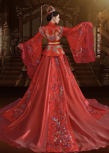 Step into regal splendor with &quot;The Queen&quot; gown—an embodiment of grace, power, and timeless elegance. Illuminate your presence with this majestic ensemble, making a royal statement that captures the essence of regality. Reign over your special day in &quot;The Queen,&quot; where every detail is crafted for a majestic celebration of love and sophistication.