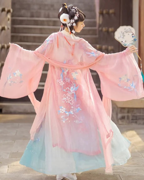 Elevate your style with the timeless allure of our Qixiong Ruqun ensemble, Ravishing Raya. Immerse yourself in the fusion of tradition and contemporary elegance, as you step into a world of ravishing beauty and cultural sophistication.