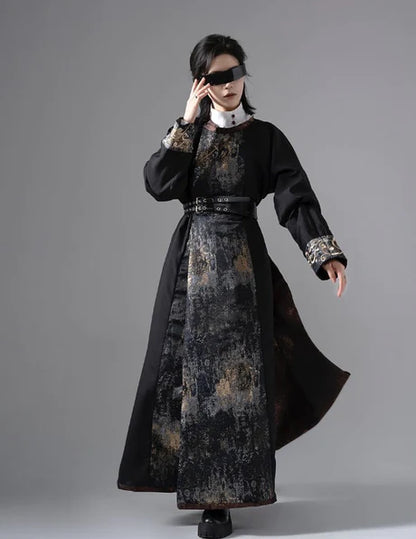 Captivate with effortless charm in Charm Yuan Ling Pao from Moon Hanfu&