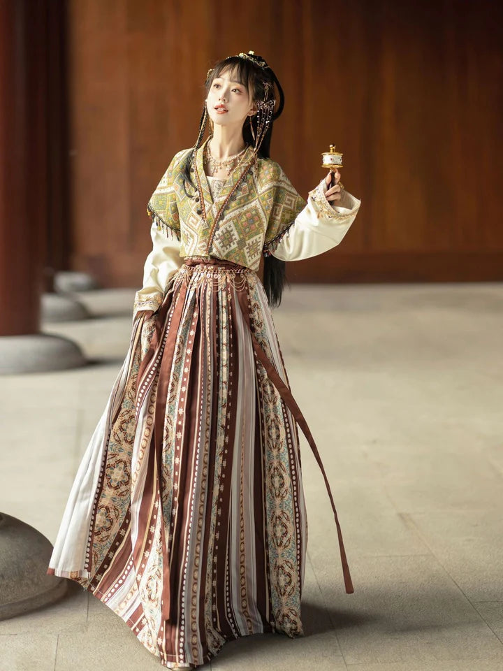 Elevate your style with Moon Hanfu&