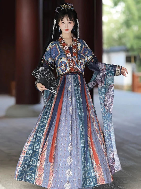 Elevate your wardrobe with Moon Hanfu&