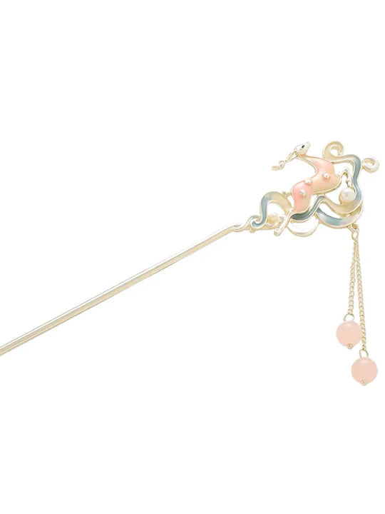 Deer-inspired Hanfu Hairpin - Embrace the gentle and graceful nature of the deer with this exquisite Hanfu hairpin, featuring intricate designs inspired by this majestic animal.