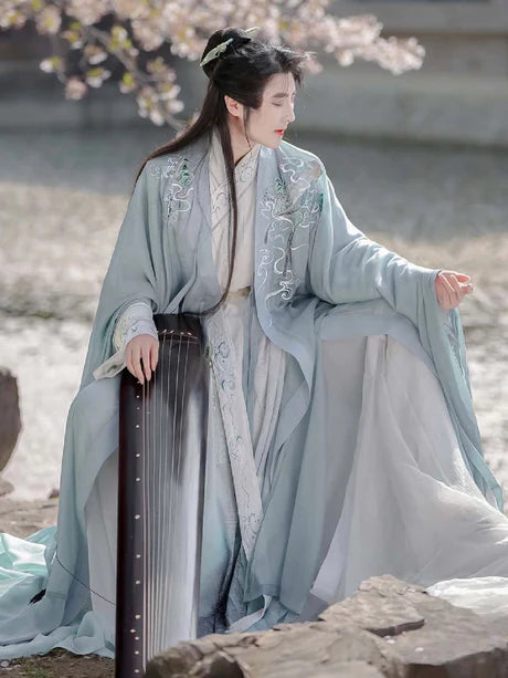 At Moon Hanfu, we celebrate the richness of Hanfu&