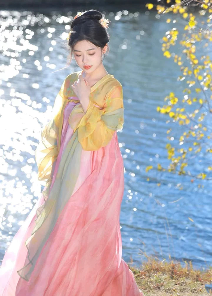 Adorn yourself in the Qixiong Ruqun, beautifully embodied in the Precious Poppy ensemble. This captivating attire seamlessly blends tradition with a touch of contemporary charm. Step into the delicate allure of this outfit, embodying a precious and timeless style that adds a touch of floral elegance to your wardrobe.