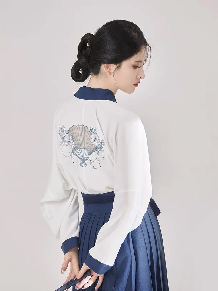 Elevate your style with Moon Hanfu&