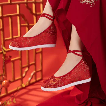 Step into radiance with Moon Hanfu&