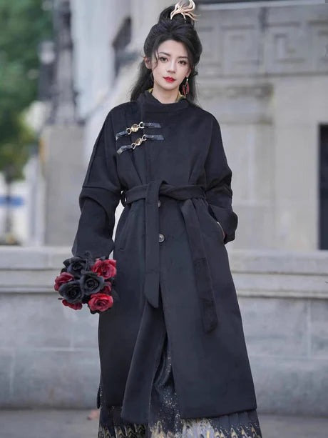 Embrace the strength of style with Leon Yuan Ling Pao from Moon Hanfu&