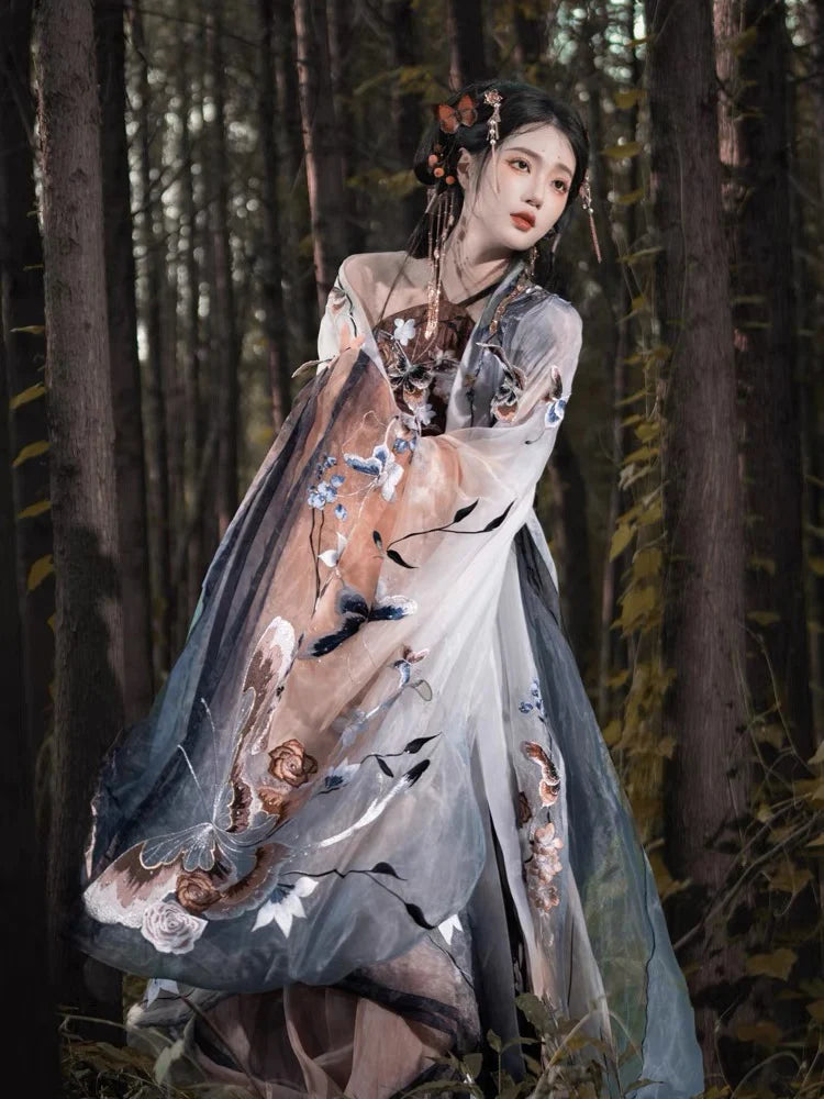 Embark on a cosmic adventure with Astral Serenity from the Fantasy Styles Collection—an enchanting ensemble that captures the tranquility of celestial realms. Elevate your style and embrace the magic of Astral Serenity, exclusively at Moon Hanfu