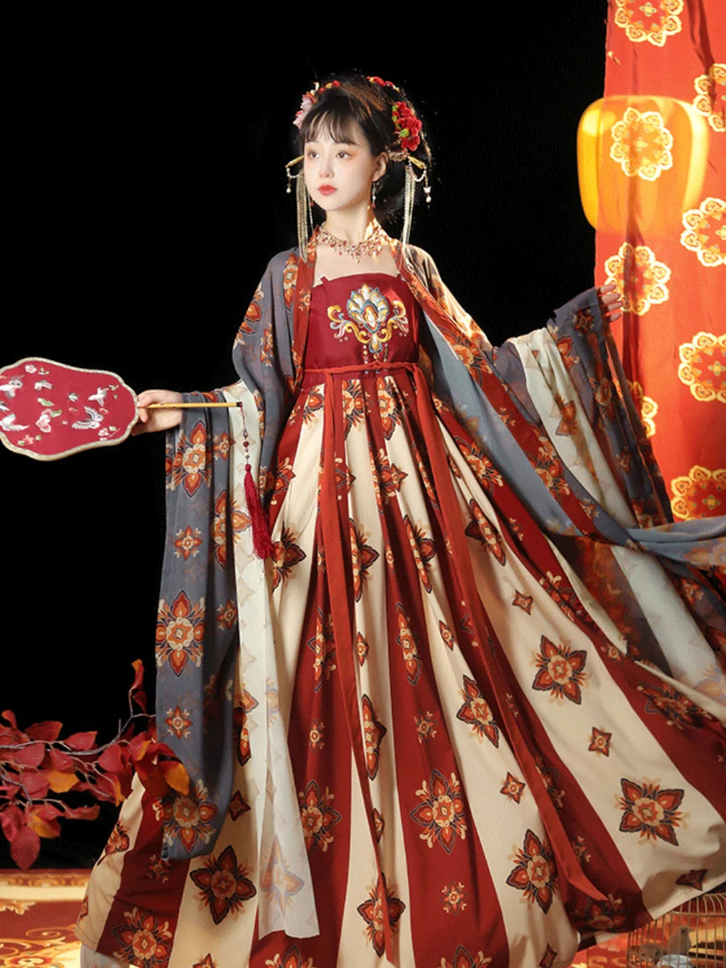 Discover the delightful charm of Cherie Flair Hezi Qun, a masterpiece that seamlessly combines historical allure with the endearing beauty of cherries. Adorned with intricate details, this ensemble invites you to step into a world of timeless elegance inspired by the Southern Song dynasty.