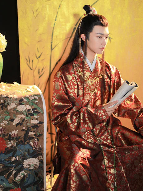 Define your unique style with Graham Ming Style, a modern interpretation of traditional Ming aesthetics from Moon Hanfu&