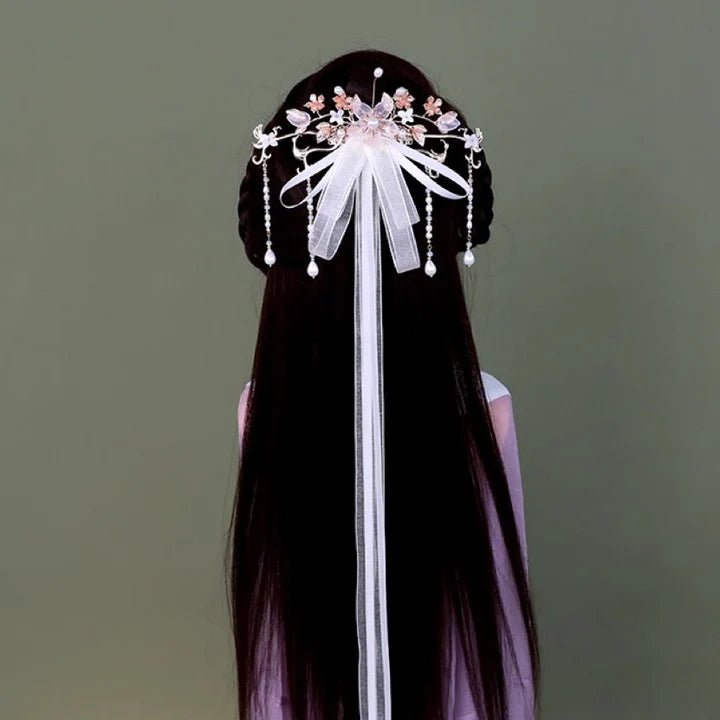 Romantic Curve Hairpin - Enhance your style with this captivating Traditional Chinese Style hair accessory. Perfect for hanfu, cheongsam, qipao, and modern dresses, let this hairpin create beautiful curves in your hairstyle and evoke a sense of romance.