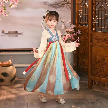 Explore the enchanting world of Ancient China with Enchanting Darla Kids Hanfu – a collection that goes beyond clothing to foster cultural connection, imaginative play, and creative expression for your little ones.