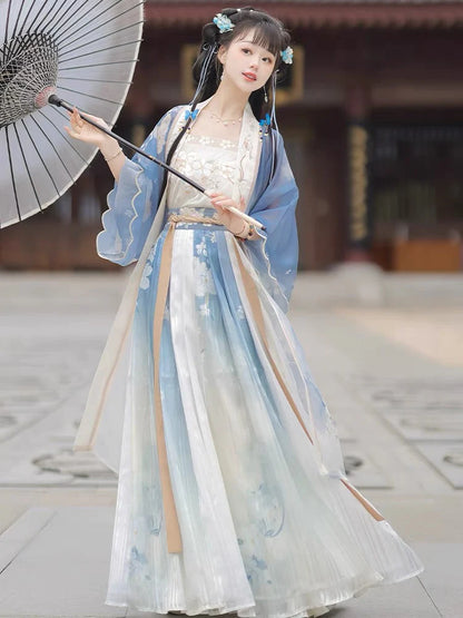 Luminous Liesel Qiyao Ruqun Ensemble - Song Dynasty Style. Illuminate your wardrobe with Liese&