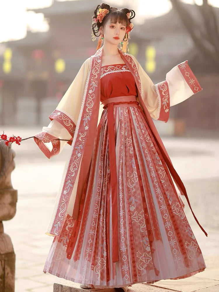 Mandarin Muse Qiyao Ruqun Ensemble - Song Dynasty Style. Unveil the allure of Mandarin, perfect for themed events or infusing your wardrobe with citrus-inspired elegance