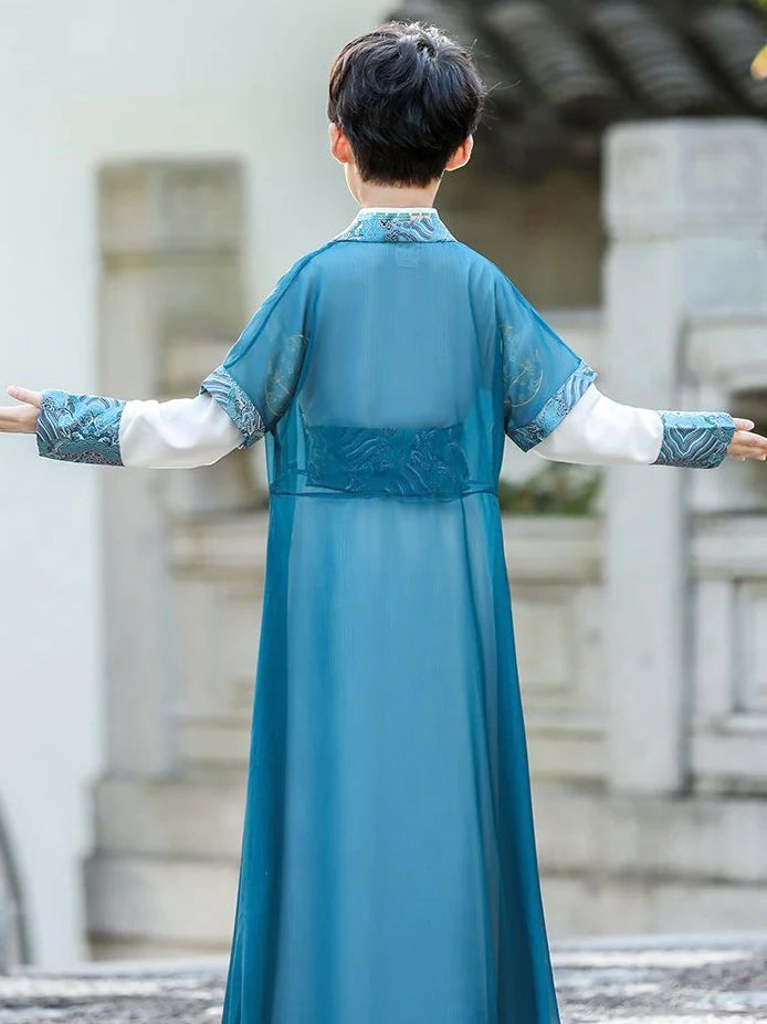 Embrace the radiance of Ancient China with Radiant Dawn Kids Hanfu – a collection that transcends clothing to cultivate cultural connection, imaginative play, and creative expression for your little ones.