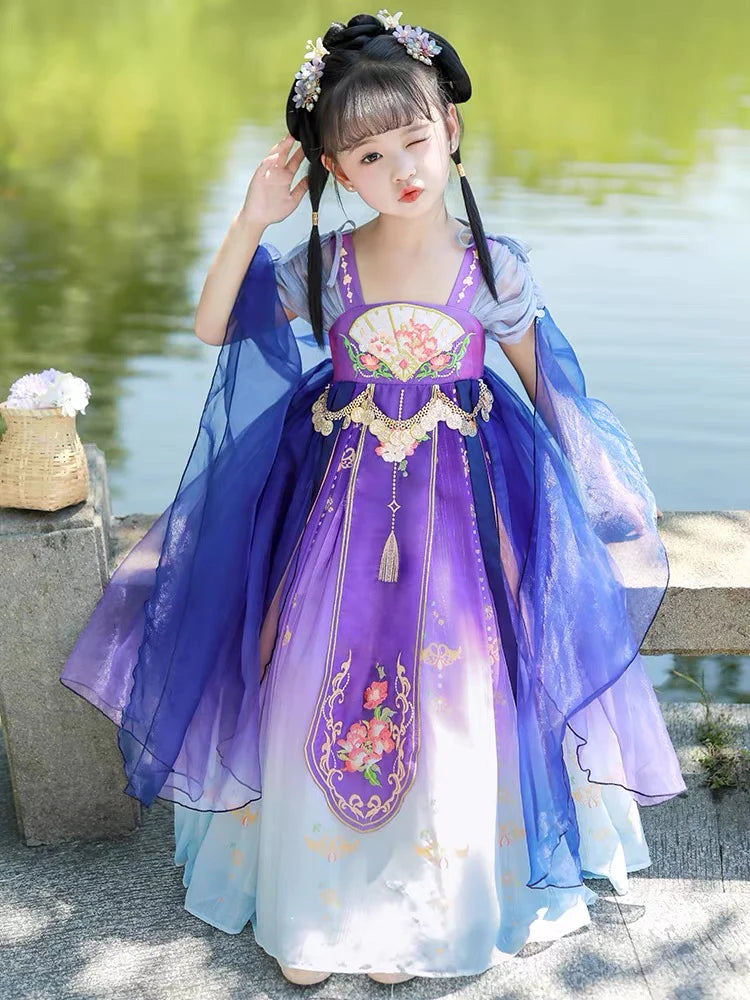 Step into enchanting elegance with Enchanting Cornelia Kids Hanfu – a collection that transcends clothing to foster cultural connection, imaginative play, and creative expression for your little ones.