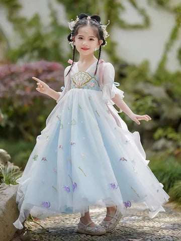 Step into enchanting elegance with Enchanting Xenia Kids Hanfu – a collection that transcends clothing to foster cultural connection, imaginative play, and creative expression for your little ones.