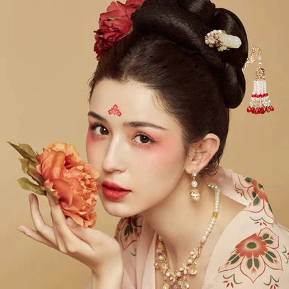 Red Lantern Hanfu Hairpin - Add a touch of vibrant elegance to your hairstyle with this Red Lantern Hanfu Hairpin, inspired by the traditional Chinese symbol of luck and prosperity.