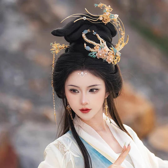 Elevate your style with the captivating Princess Hanfu Hair Accessories collection, designed to add a touch of elegance and regal beauty to your ensemble. From intricately designed hairpins (发簪, fāzān) to stylish hair combs (发篦, fābì), graceful tassels (流苏, liúsū), ornate hair ornaments (发髻, fājì), and versatile hairbands and headpieces (发饰, fāshì), each piece is meticulously crafted to enhance your appearance and express your unique style with the enchanting allure of a gorgeous princess.