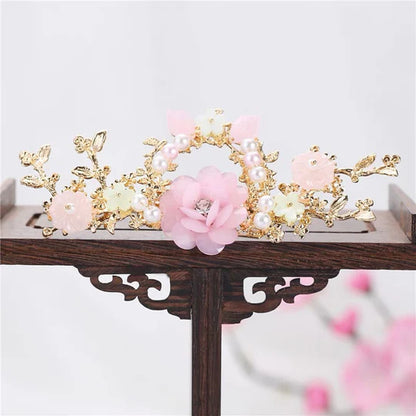 Luminous Lina Hanfu Hair Adornments - Elevate your style with the radiant beauty of Lina Hanfu Hair Accessories, designed to add a touch of elegance and luminosity to your ensemble. From intricately designed hairpins (发簪, fāzān) to stylish hair combs (发篦, fābì), graceful tassels (流苏, liúsū), ornate hair ornaments (发髻, fājì), and versatile hairbands and headpieces (发饰, fāshì), each piece is carefully crafted to enhance your appearance and express your unique style with a luminous charm.