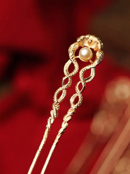 Ada Hanfu Hairpin - Enhance your hairstyle with the stylish and versatile Ada Hanfu Hairpin, inspired by traditional Chinese aesthetics and designed to elevate your look.