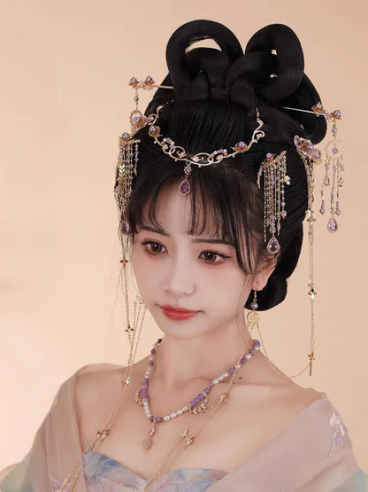 Helen Hanfu Hair Adornments - Elevate your style with the exquisite Helen Hanfu Hair Accessories collection, designed to add a touch of elegance and sophistication to your ensemble. From intricately designed hairpins (发簪, fāzān) to stylish hair combs (发篦, fābì), graceful tassels (流苏, liúsū), ornate hair ornaments (发髻, fājì), and versatile hairbands and headpieces (发饰, fāshì), each piece is thoughtfully crafted to enhance your appearance and express your unique style with the timeless grace of Helen.